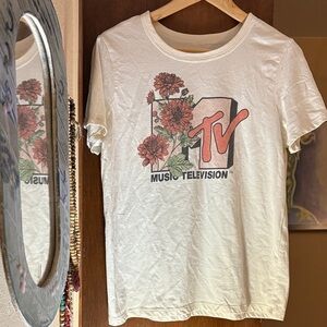 MTV Graphic Women's Short Sleeve Tee - Cream